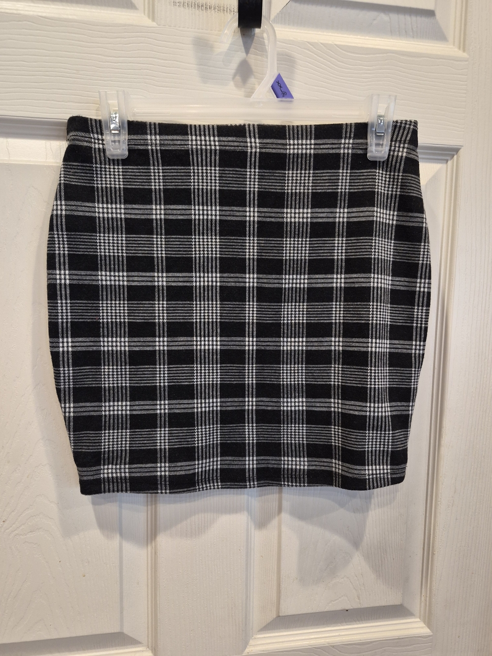 5/25 Plaid Black and White Mini Skirt - Sleek Everyday Style